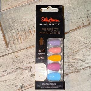 Sally Hansen Perfect Manicure Nail Sweet as Candy Glue & Adhesive Strips